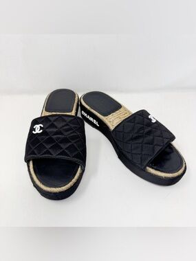 Chanel Black CC Logo Quilted Espadrille Slide Sandals